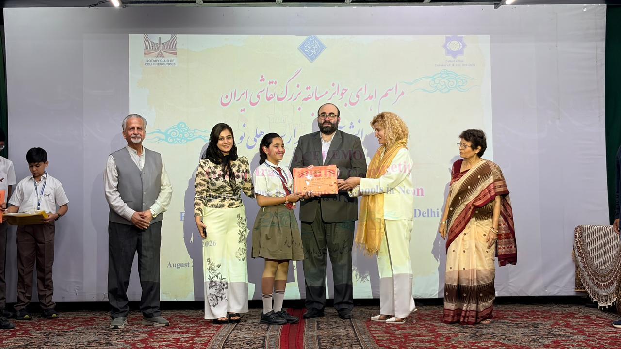 Mayoor School Students Shine at SKE-4 Art Competition!